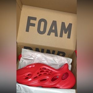 Yezzy Foam size size